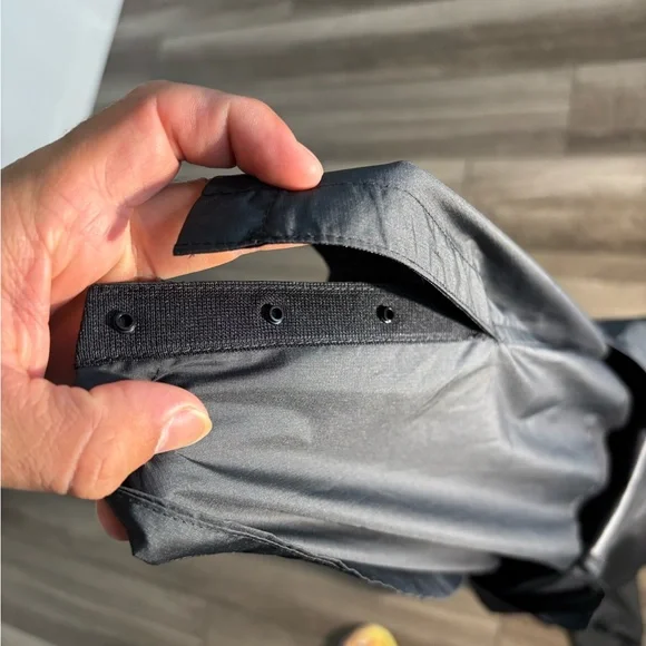 Nike Women’s Essential Packable Hooded Running Black 933466-010 Size XL Jacket - Picture 5 of 6